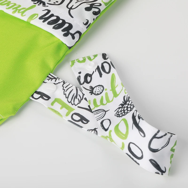 

[simfamily]Waterproof PUL printed diaper nappy bag with snap closure handle wet bag baby snack bag Size: 28x36CM travel bag