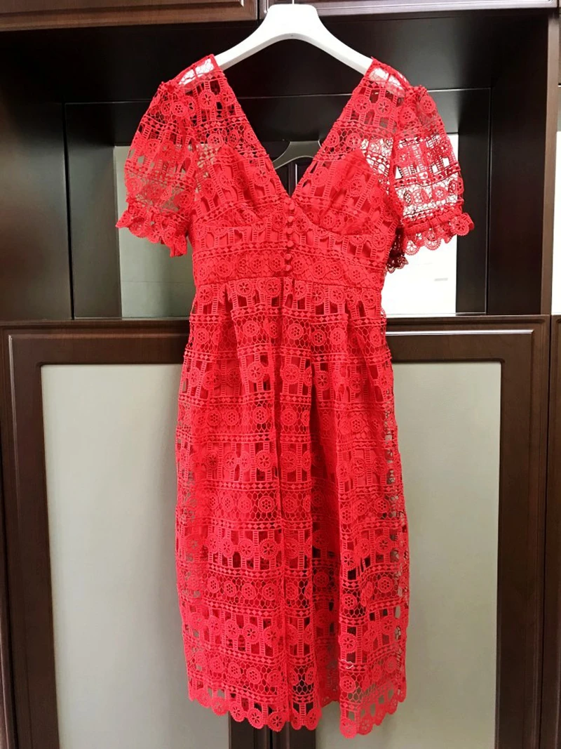 

Runway 2019 Designer Dress Female Elegant Hollow Out Party Dress Women Sexy Backless V Neck Midi Lace Solid Red Dresses Vestido