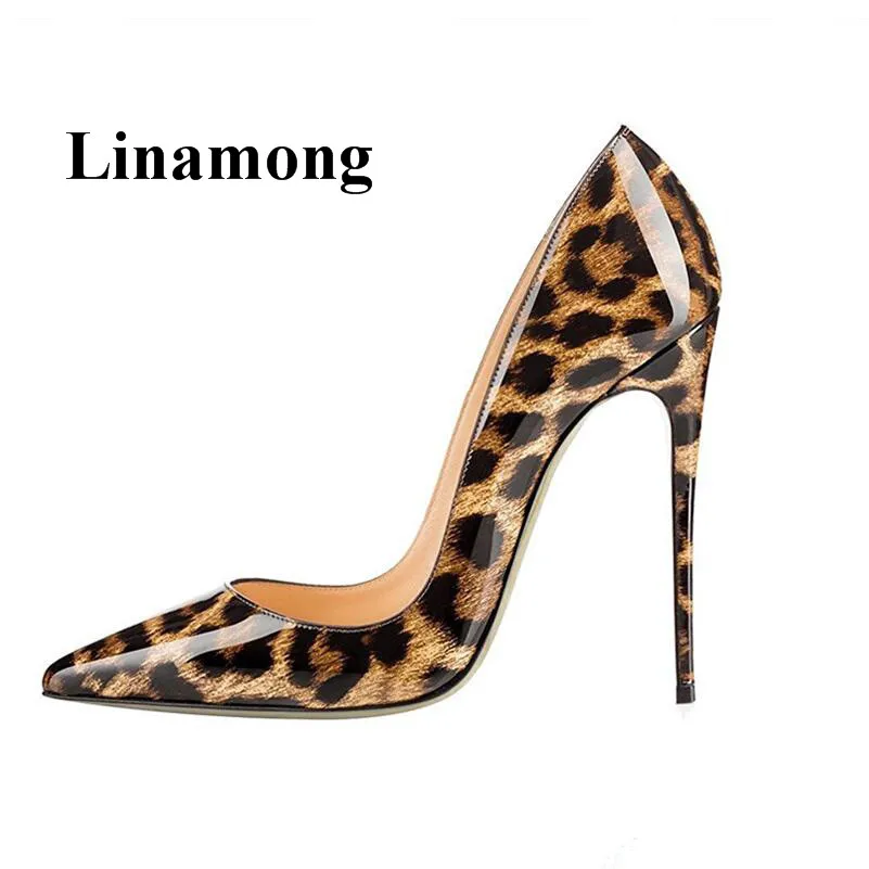 

Женские туфли-лодочки из лакированной кожи, с леопардовым принтом и острым носком, на тонком высоком каблуке 10 - 12 см, весна-осень 2018