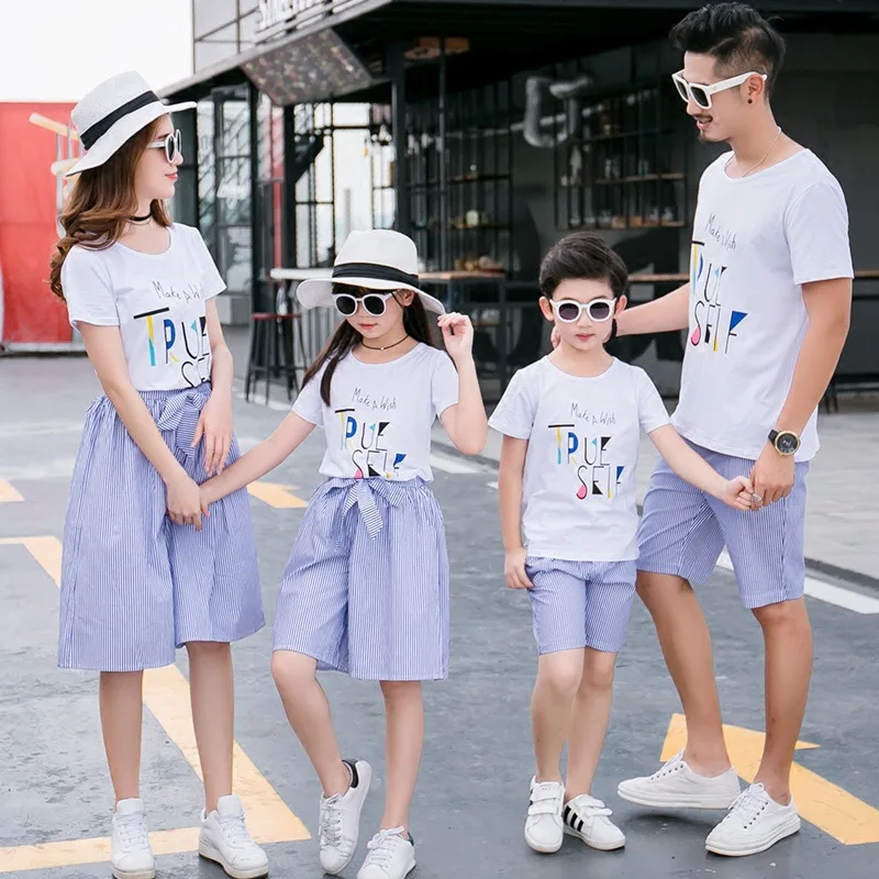 Коллекция 2018 года летняя хлопковая футболка в полоску с короткими рукавами