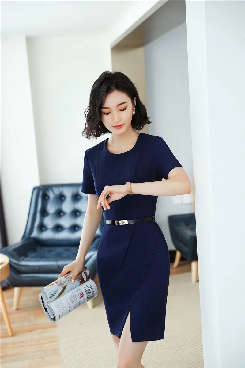 Женское офисное платье с поясом деловое большого размера коротким рукавом лето