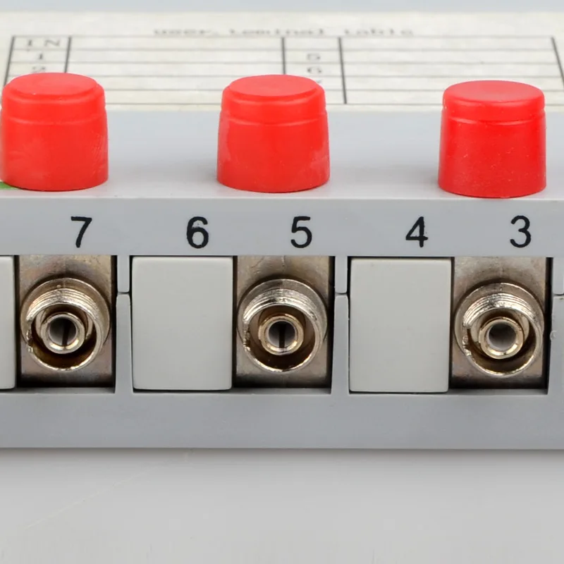 Оптоволоконный сплиттер 1 : 4 FC UPC кассета PLC 1x4 оптический 1-4 коробка CATV FTTH завод OEM |
