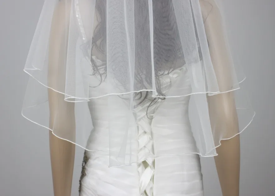 2 яруса Карандаш Край свадебная вуаль Белый Бежевый длина локтя и