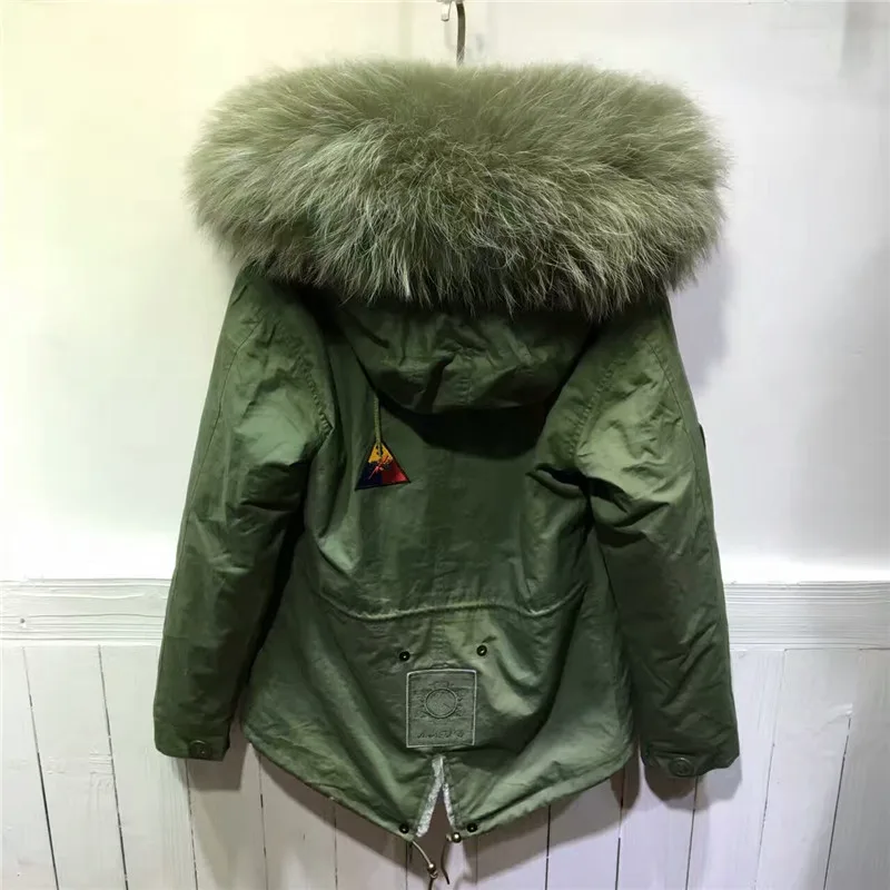 Новинка Женское пальто с капюшоном армейский зеленый цвет большой мех енота
