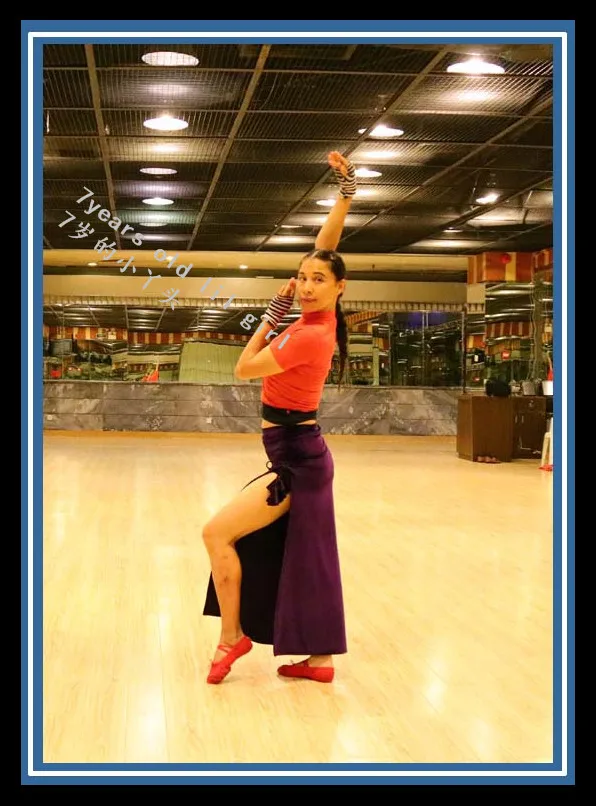 Женский костюм для танцев Bellydance бархатная юбка с открытым разрезом SRA18 |