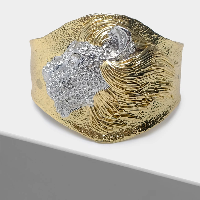 

Amorita boutique Metallic lion fashion bracelet