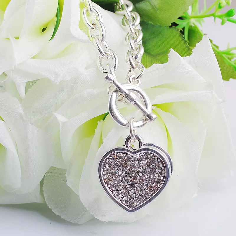 Модное ожерелье с кулоном в виде двух сердец серебряное из нержавеющей стали