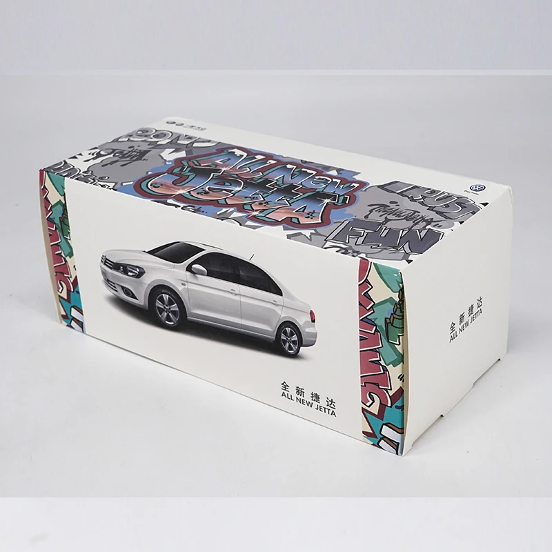 Модель литая автомобиля JETTA из белого сплава в масштабе 1:18 2013 подарок для