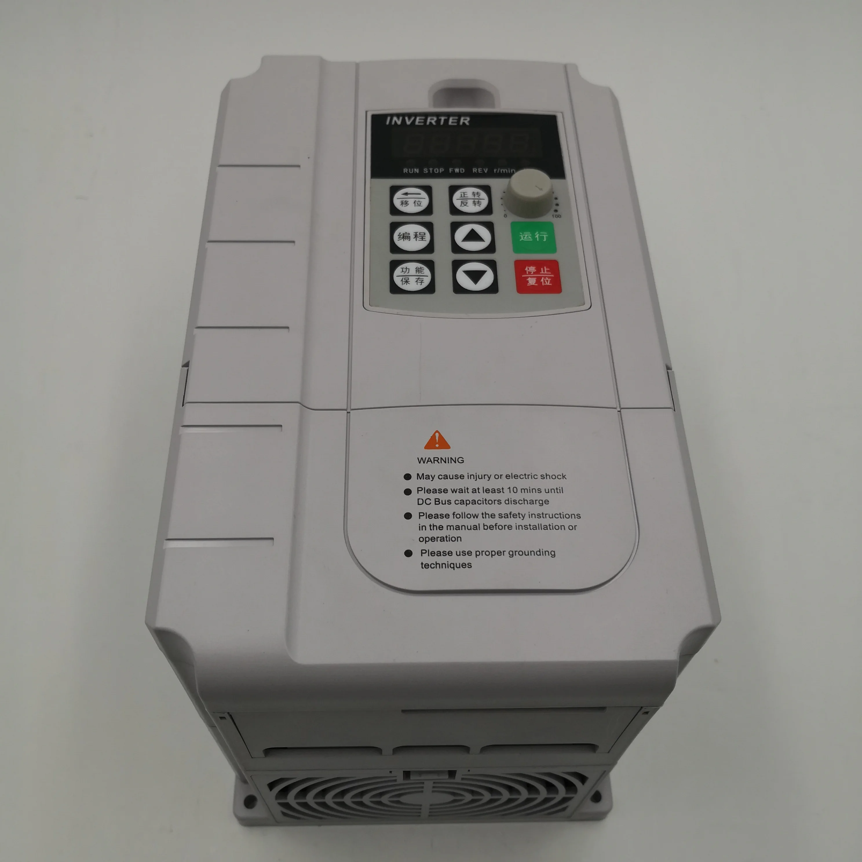 5.5KW 220V (White) VFD 5.5KW инвертор ЧПУ шпиндель мотор контроль скорости 220 В 5.5KW 220 В 1P вход 3P выход инвертор частоты для двигателя - Цвет: 5.5KW 220V (White)