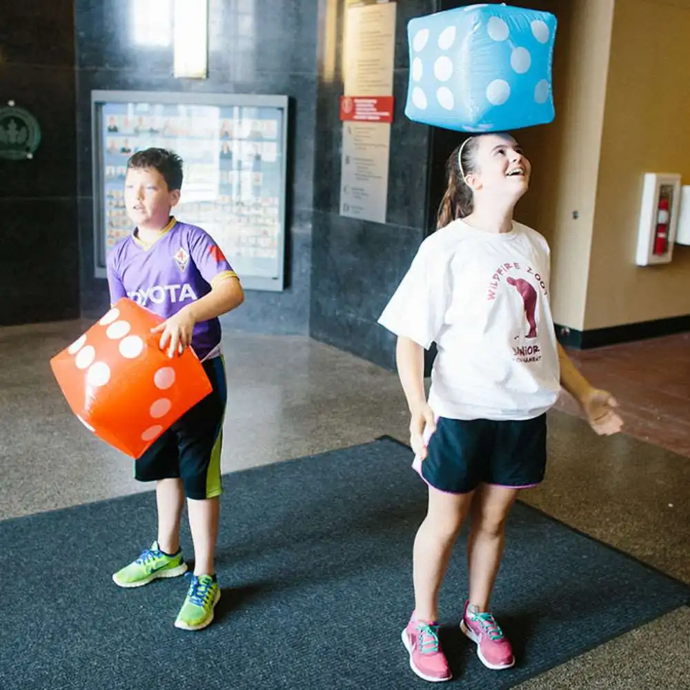 Детский сад интерактивные Tos гигантские надувные игральные кости игрушка мяч на