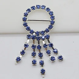 Light blue Новинка 10 шт. 21*45 мм цветная Пряжка из горного хрусталя форма осьминога Лента слайдер для свадебные приглашения украшения сумка обувь аксессуары - Цвет: Light blue