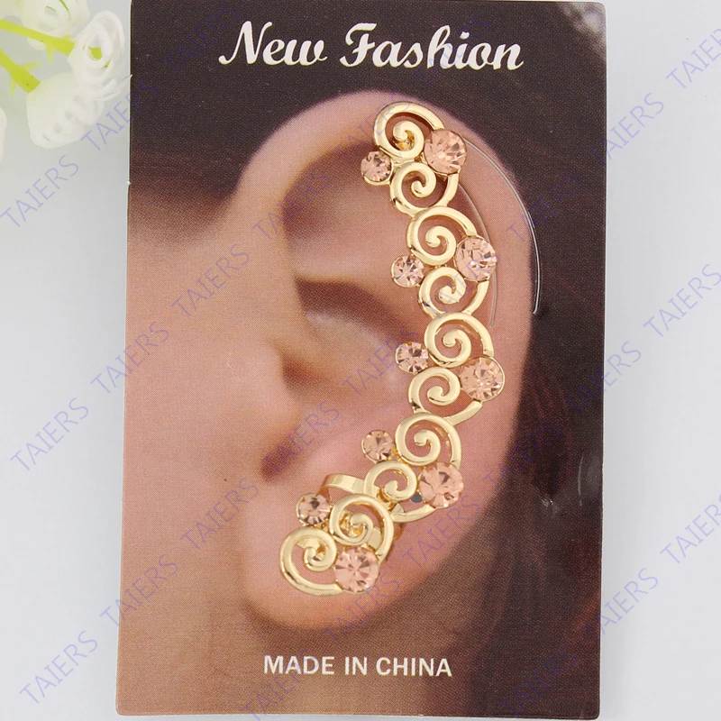 Серьги манжеты в форме листа с розовым камнем и сердечком золотой цвет