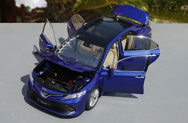 Изысканный 1:18 Toyota восьмого поколения Camry спортивная версия модели сплава автомобиля, коллекционная машинка Модель украшения