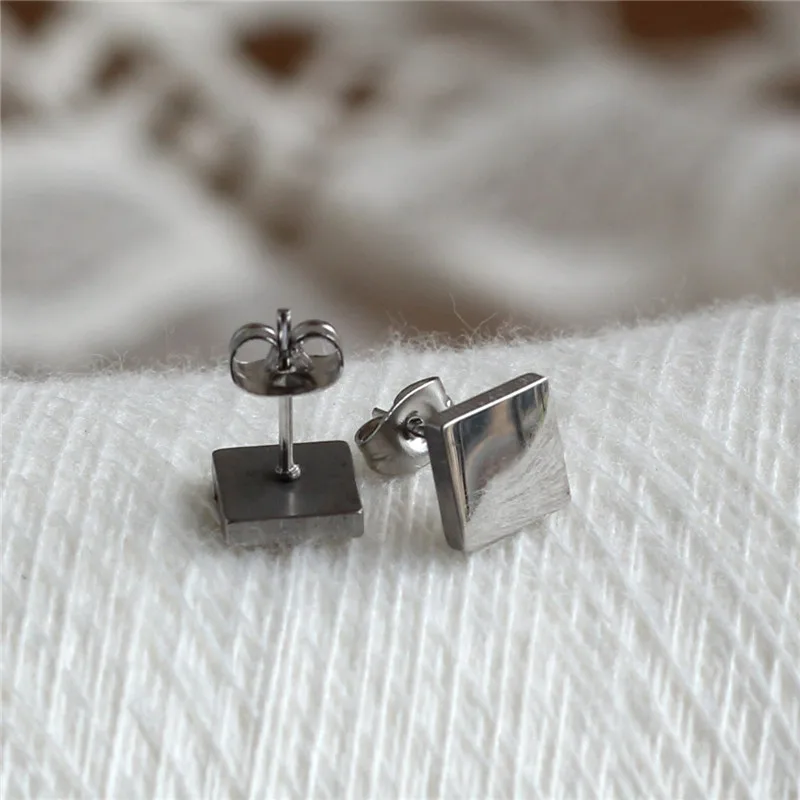 Квадратные серьги гвоздики из титановой нержавеющей стали 316L 8 мм не выцветает