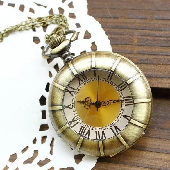 

Pocket Watch for Men Women Unique Vintage Big Roman Numeral Gold Face Pocket Watch with Metal Chain Timer