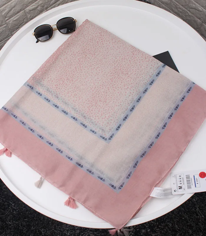 Новинка 2019 Модный женский хлопковый шарф с цветочным принтом и кисточками шали 10