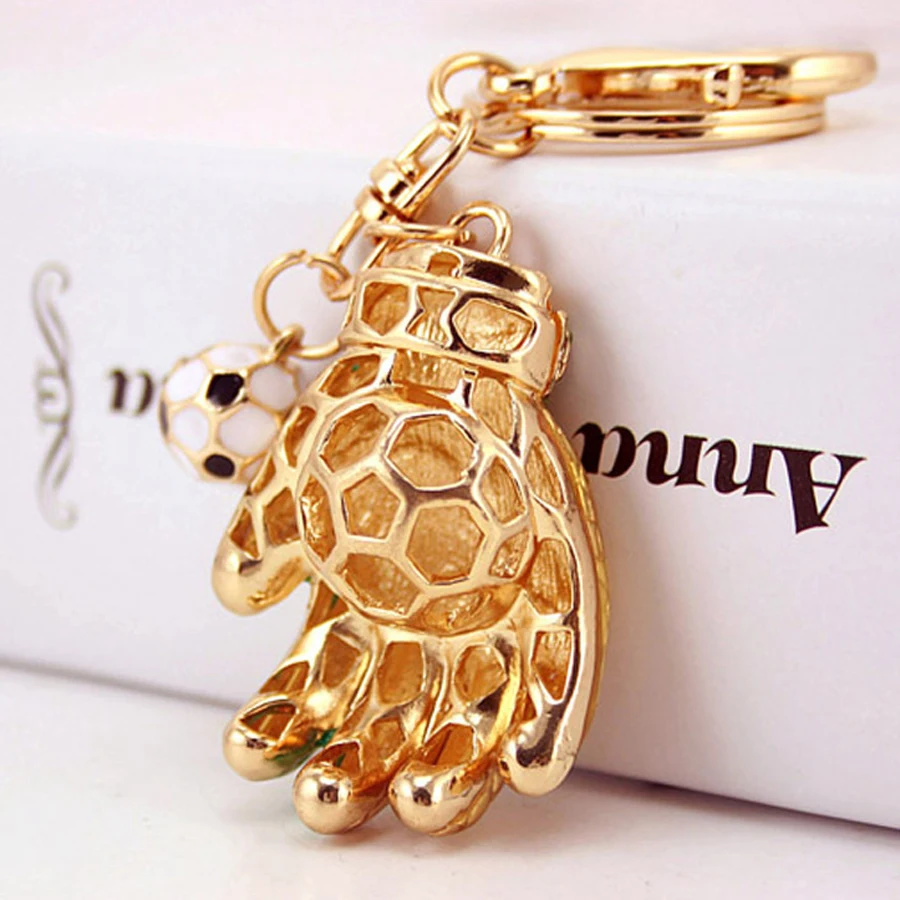 Брелок для ключей в виде футбольных перчаток с кристаллами | Украшения и