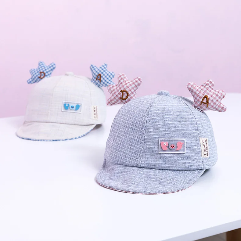 Детская кепка с буквенным принтом DA мягкая детская бейсболка ушками на ладони