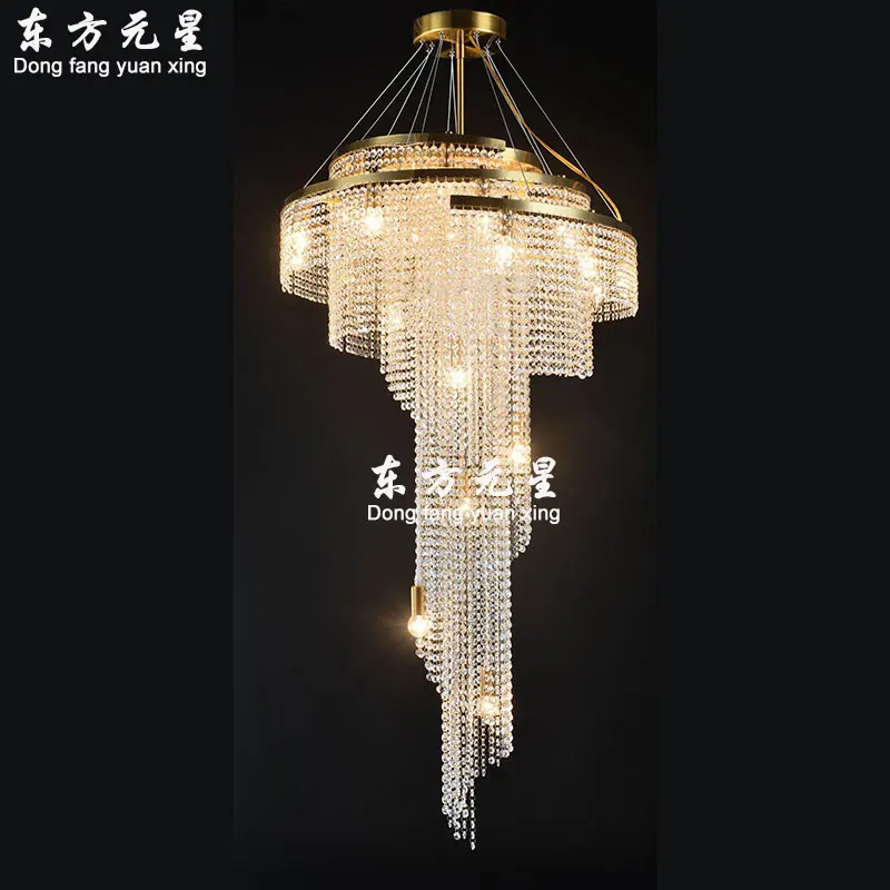 値段 クリスタルシャンデリアランプライトロングスパイラルぶら下げ階段照明化合建物ヴィラelectrolierランプ