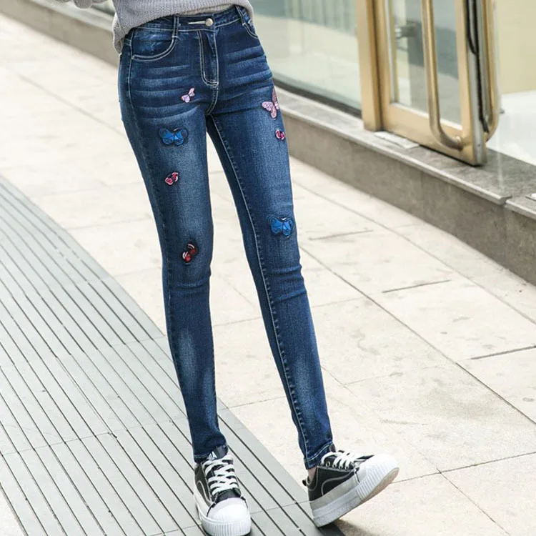 Новинка 2017 года Джинсы девушку жир узкие брюки-карандаш тонкий Вышивка