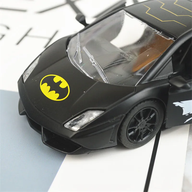 Горячая 1:36 Масштаб колеса deicast автомобиль dc Супер Герои Бэтмен ламбор Гальярдо