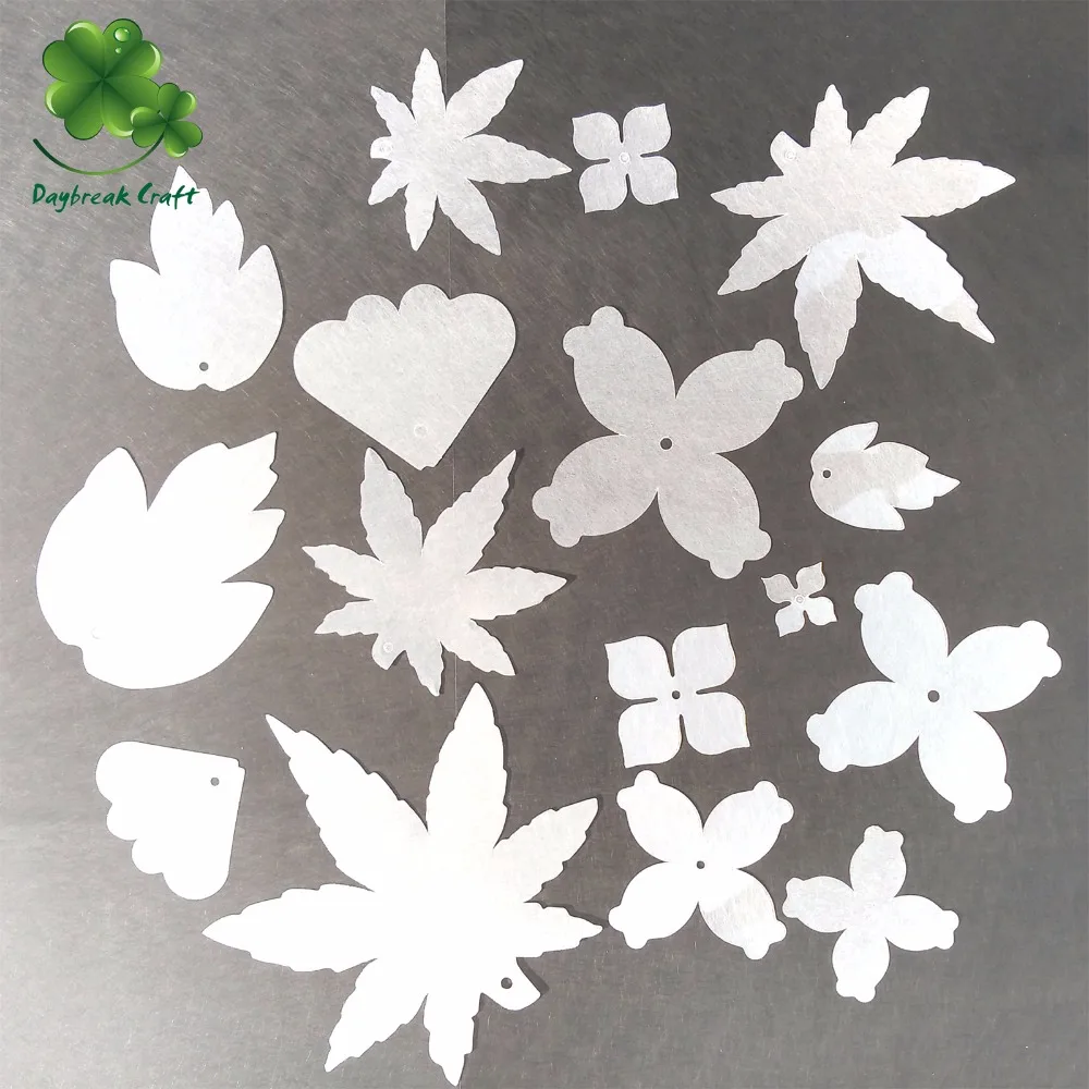 

(Pack of 90) Polished Pre-sliced Shrinks Films shaped Flower Maple / thermal plastic sheet brooch with hanging hole