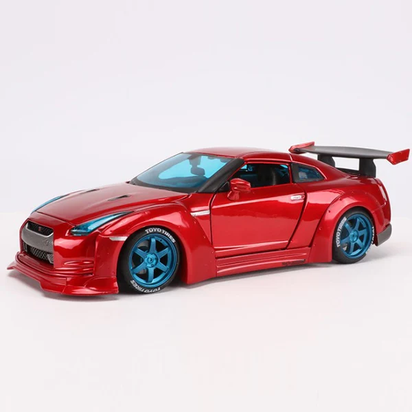 

1:24 Nissan gtr R35 simulation alloy car model wide body modified version