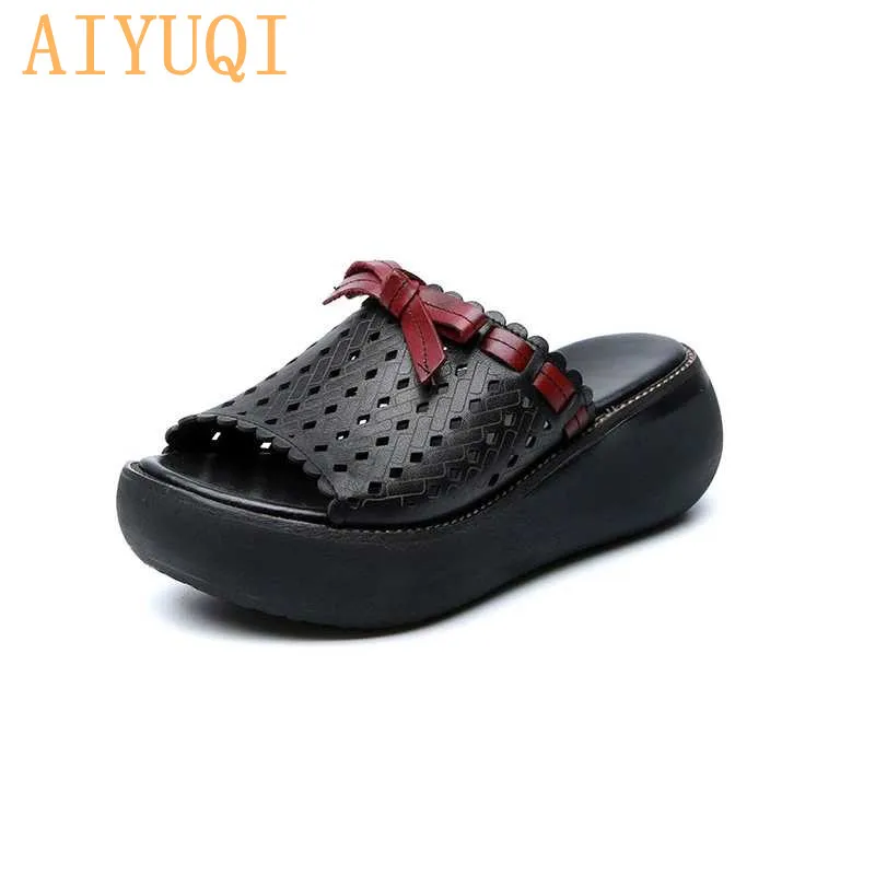 black AIYUQI шлепанцы для женщин; Новинка года; женские шлепанцы из натуральной кожи на платформе; повседневные женские шлепанцы с бантом в стиле ретро; Босоножки с открытым носком - Цвет: black