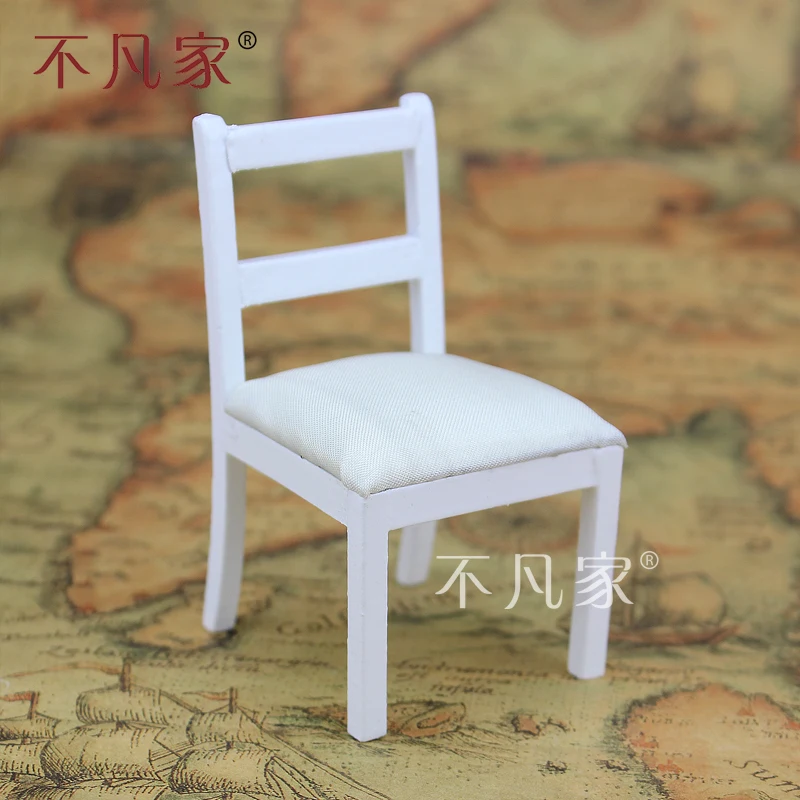 

Dollhouses 1/12 scale miniature furniture White dining table And 4 pcs chairs