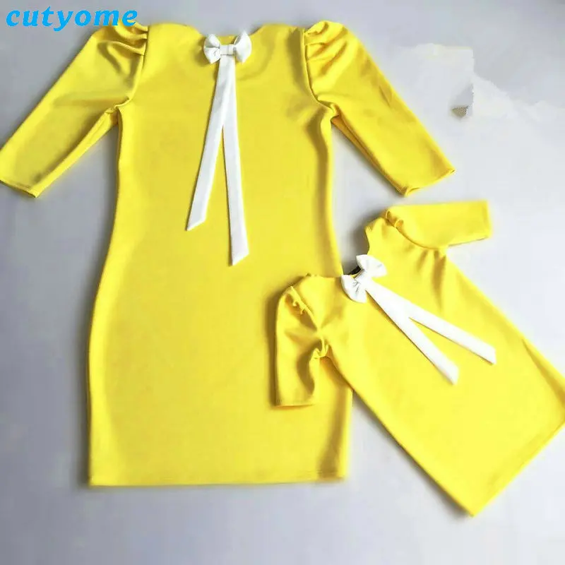yellow Одинаковые комплекты для семьи; платье для мамы и дочки; платья с бантом для мамы и дочки; летние платья с короткими рукавами «Мама и я» - Цвет: yellow