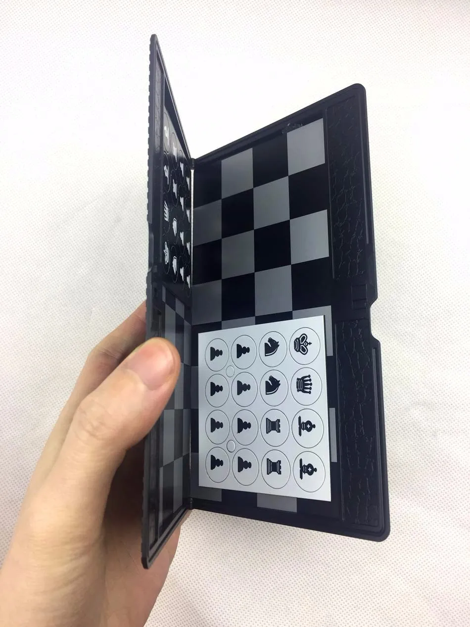 Магнитный супер тонкий игровой кошелек для шахматной доски внешний вид