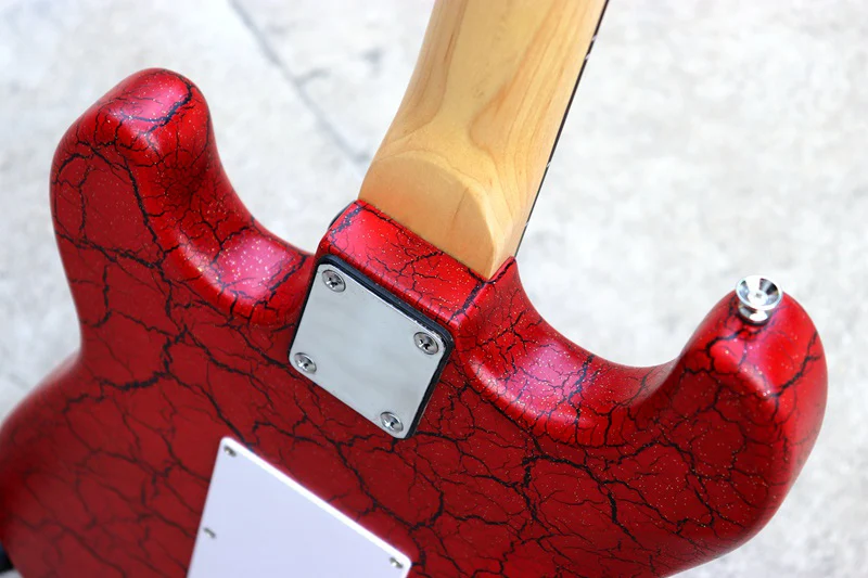 Burst crack metalic red ST электрогитара, гриф из розового дерева, хорошее качество hardwares, белая накладка, специальное предложение от производителя