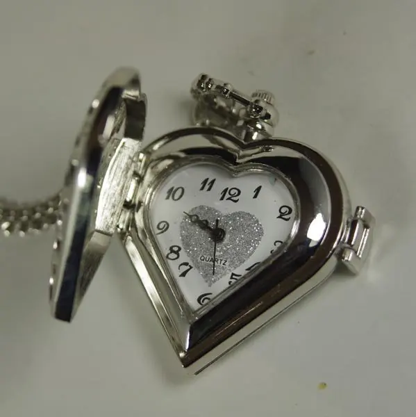 2017 часы в форме сердца с цепочкой новые мужские и женские сердце любовь блеск
