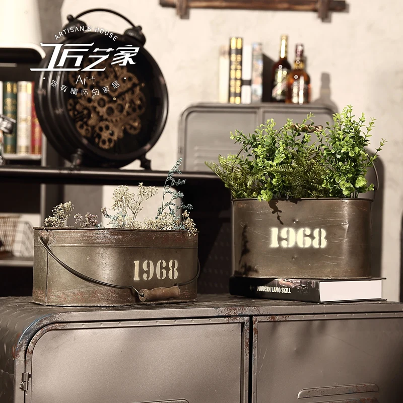 Loft industrial style Iron flower apparatus To make old flowers in ancient times Flower bucket arts and crafts decoration |
