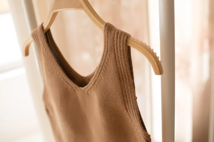 2017 Оптовая весна детская мода хлопок сплошной цвет шар шерсть жилет babys жилеты |