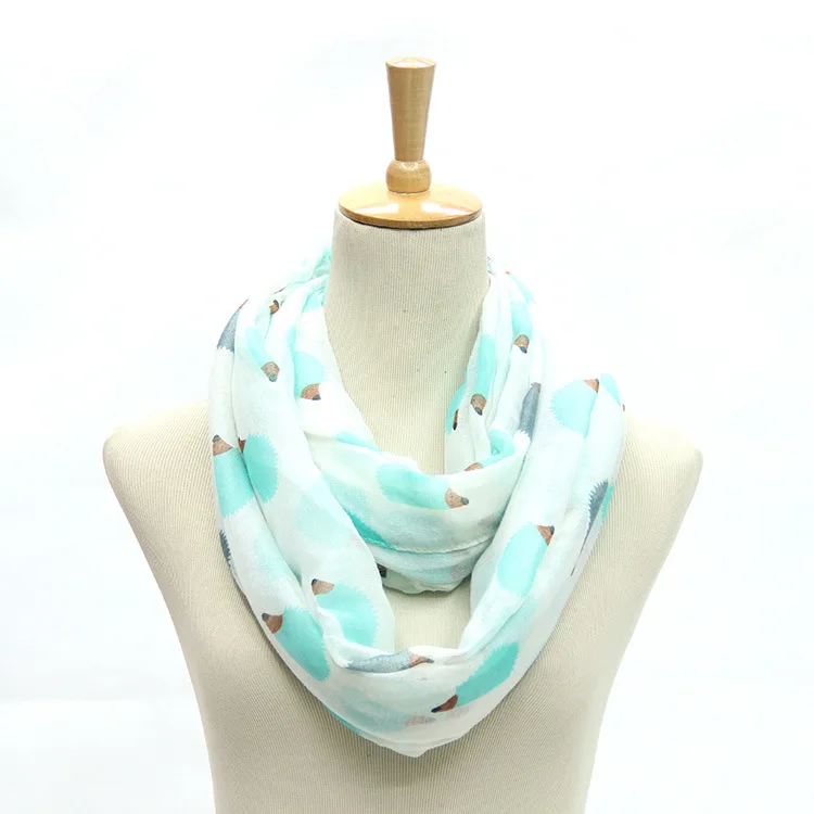 Женский аксессуар с рисунком ежа |