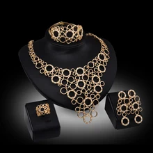Женский ювелирный комплект из колье серёг браслета и кольца|jewelry