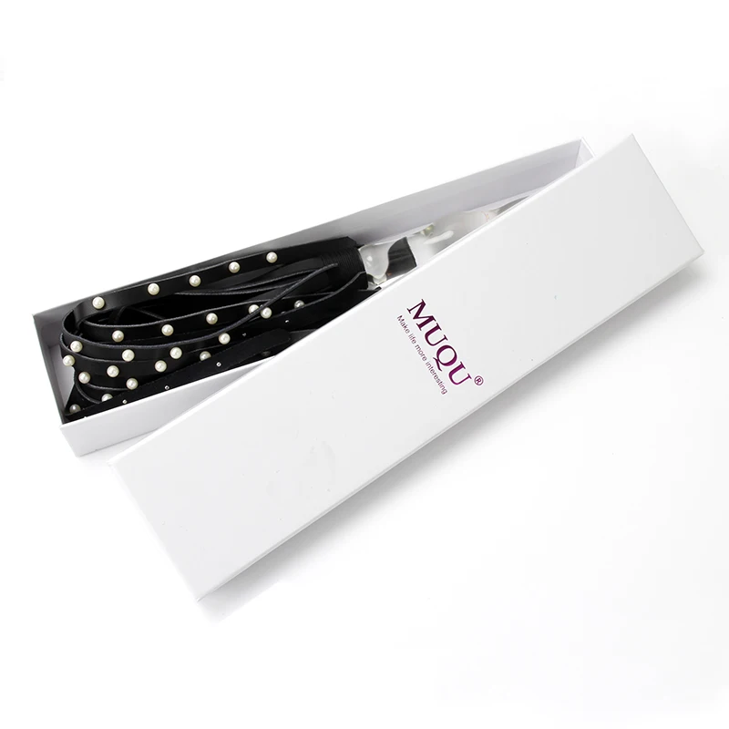 Анальная пробка из натуральной кожи высокого качества с жемчугом черная