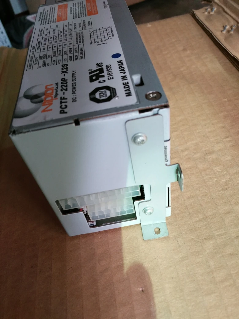 Источник питания для сервера Nipron PCTF 220P X2S 220W 4Y271091|Блоки компьютеров| |