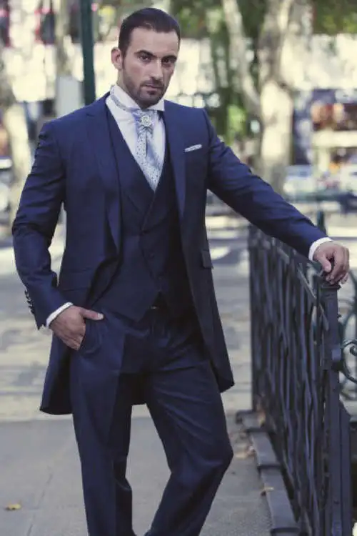 

Navy Blue Groomsmen One Button Groom Tuxedos Notch Lapel Men Suits Wedding Best Man Blazer ( Jacket+Pants+Tie+Vest ) C169