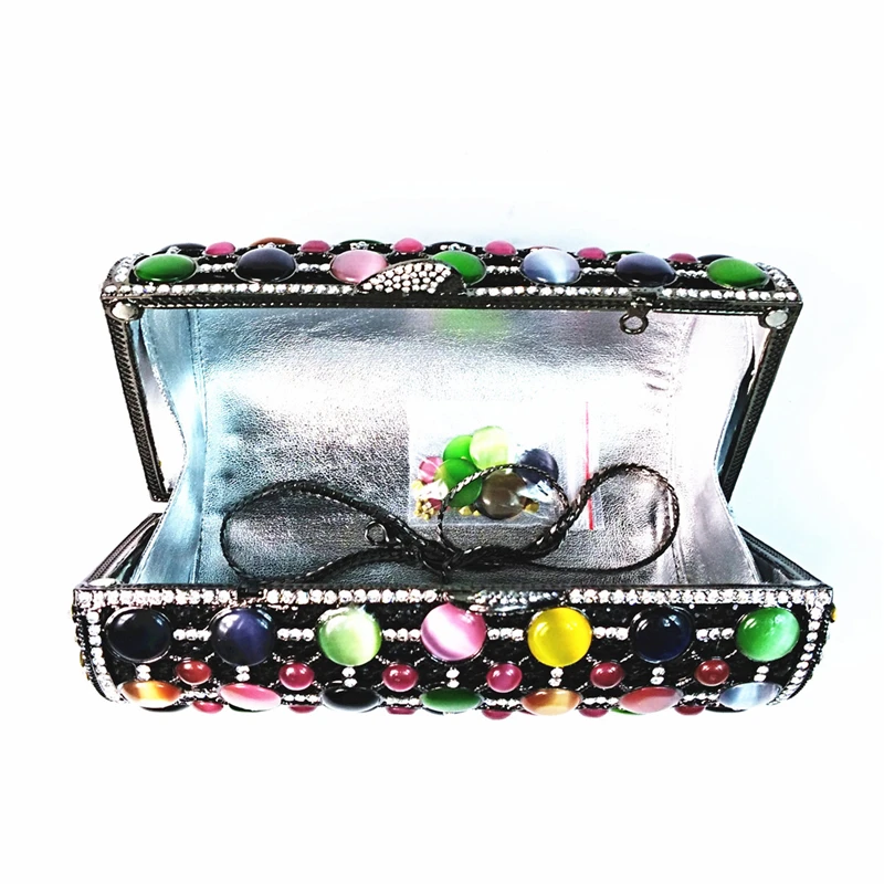 

2019 New Arrival Golden Metal Evening Clutches Bags Fashion Rhinestone Women's Purse Luxury White Crystal Ladies Party Handbags