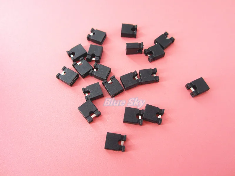 

2000pcs 2.54mm Standard Circuit Board Jumper Cap (black) For