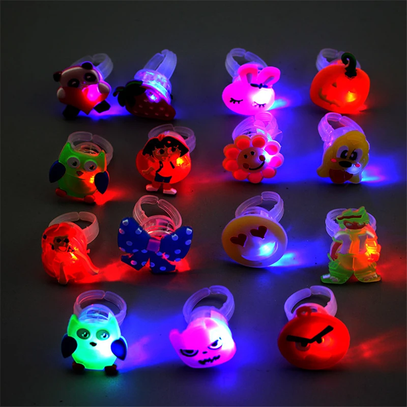 5pcs Luminous rings Ornament children's toys flash Party gifts LED Cartoon light glow in dark childs kids playing night | Дом и сад