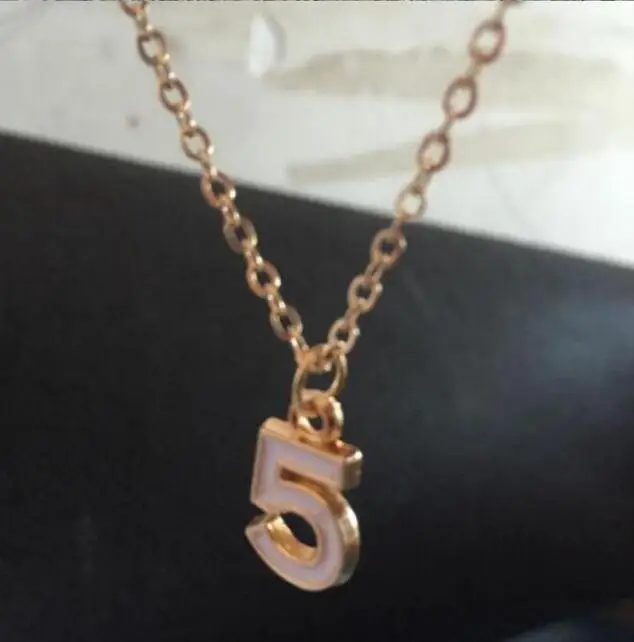 Хит продаж 137 новинка ожерелье с подвеской lucky number 5 word Женские аксессуары для