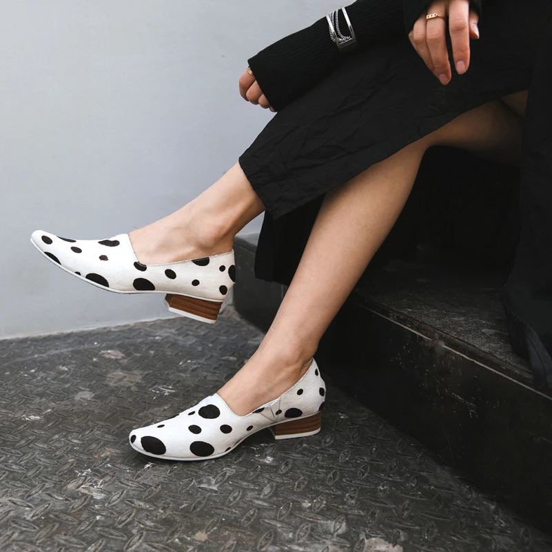

ISNOM Horsehair Women Pumps Square Toe Footwear Female Shoes Fashion Thick Med Heels Wave Point Shoes Woman 2019 Spring New