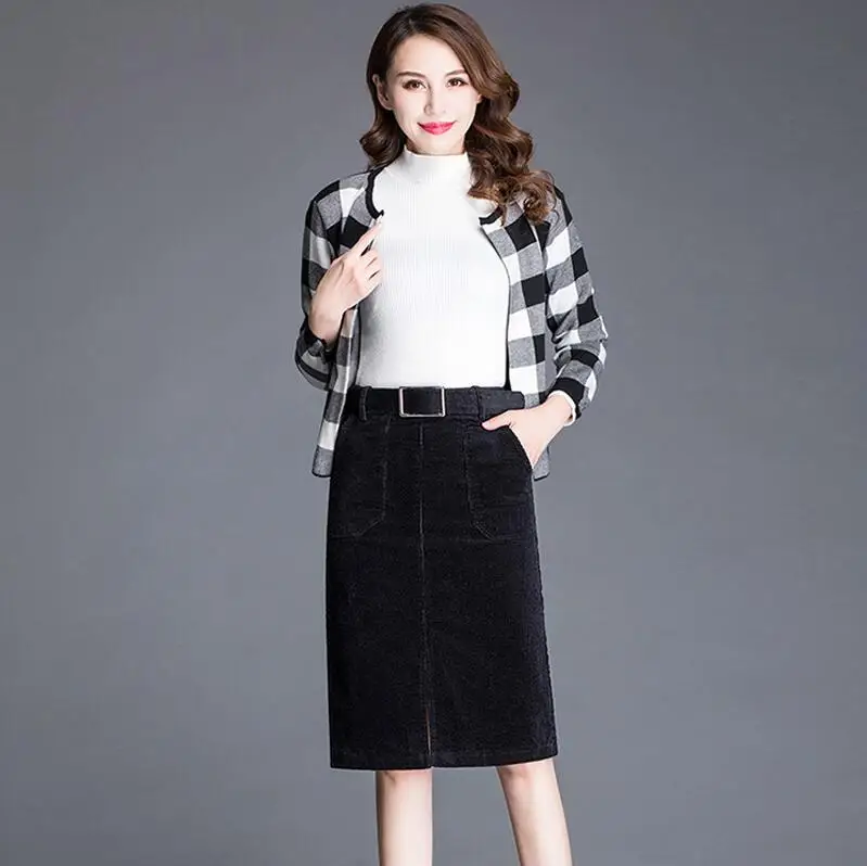 black Casual Corduroy Skirts Womens Autumn Winter Black Brown Knee-Length High Waist Skirt Plus Size 3XL Ladies Slim Straight Skirt - Цвет: black