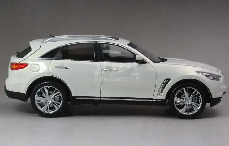 Высокая имитация INFINITI QX70 SUV Коллекция Модель 1:18 передовая модель автомобиля из сплава, литая металлическая модель игрушечного автомобиля