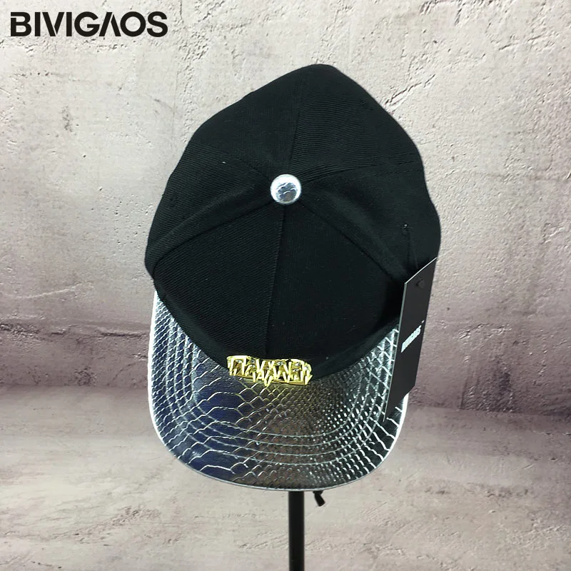 Мужская Swag металлическим черепом стразы черные бейсболки кожаная обувь с узором