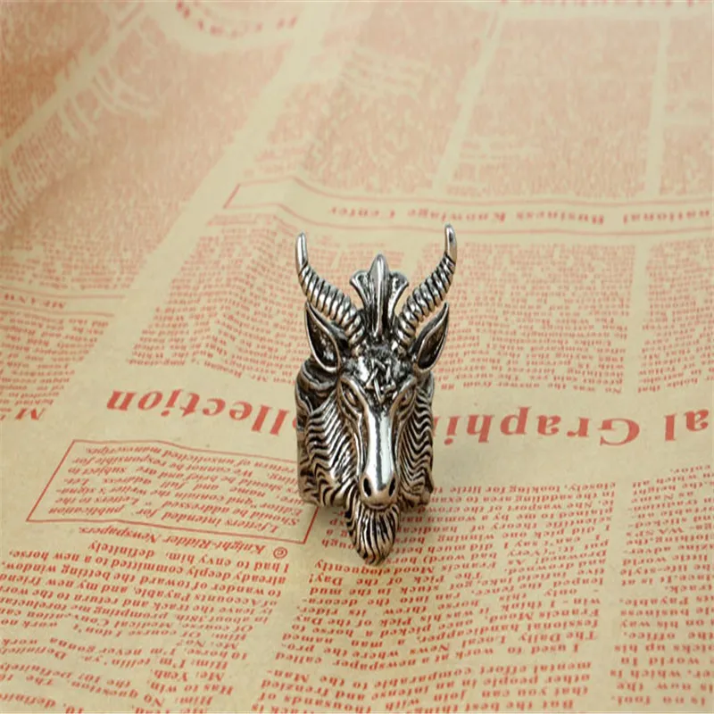 Модное большое кольцо на голову из козьего рога поклонение сатане крестому овну