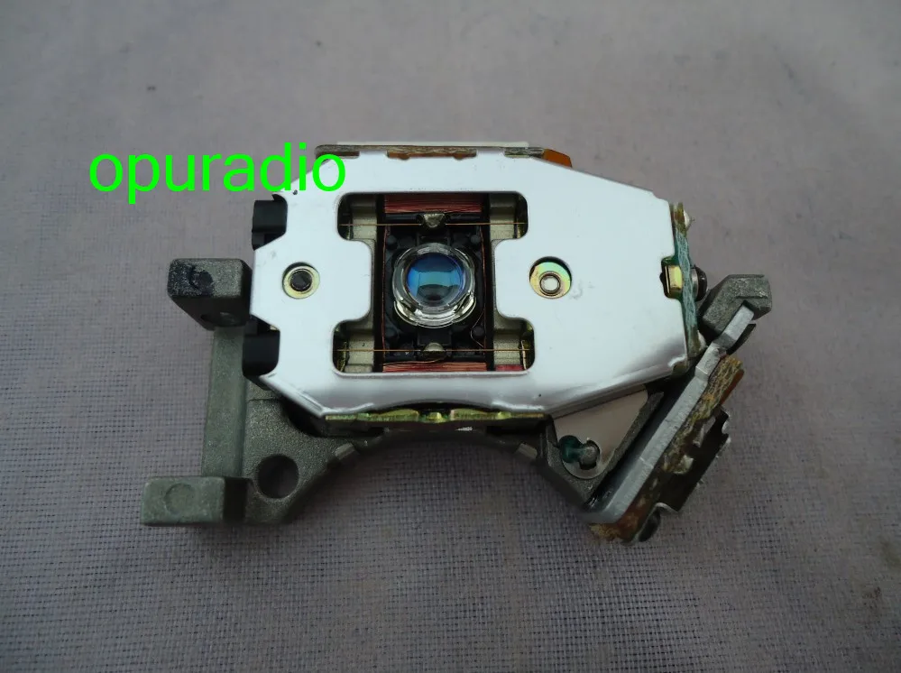 Free shipping brand new single CD laser SF-C93 4Pin optical pick up for CDM-M3 series navigation radio systems | Электроника